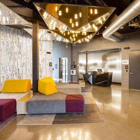 Aloft Austin Airport Hotel Exterior photo