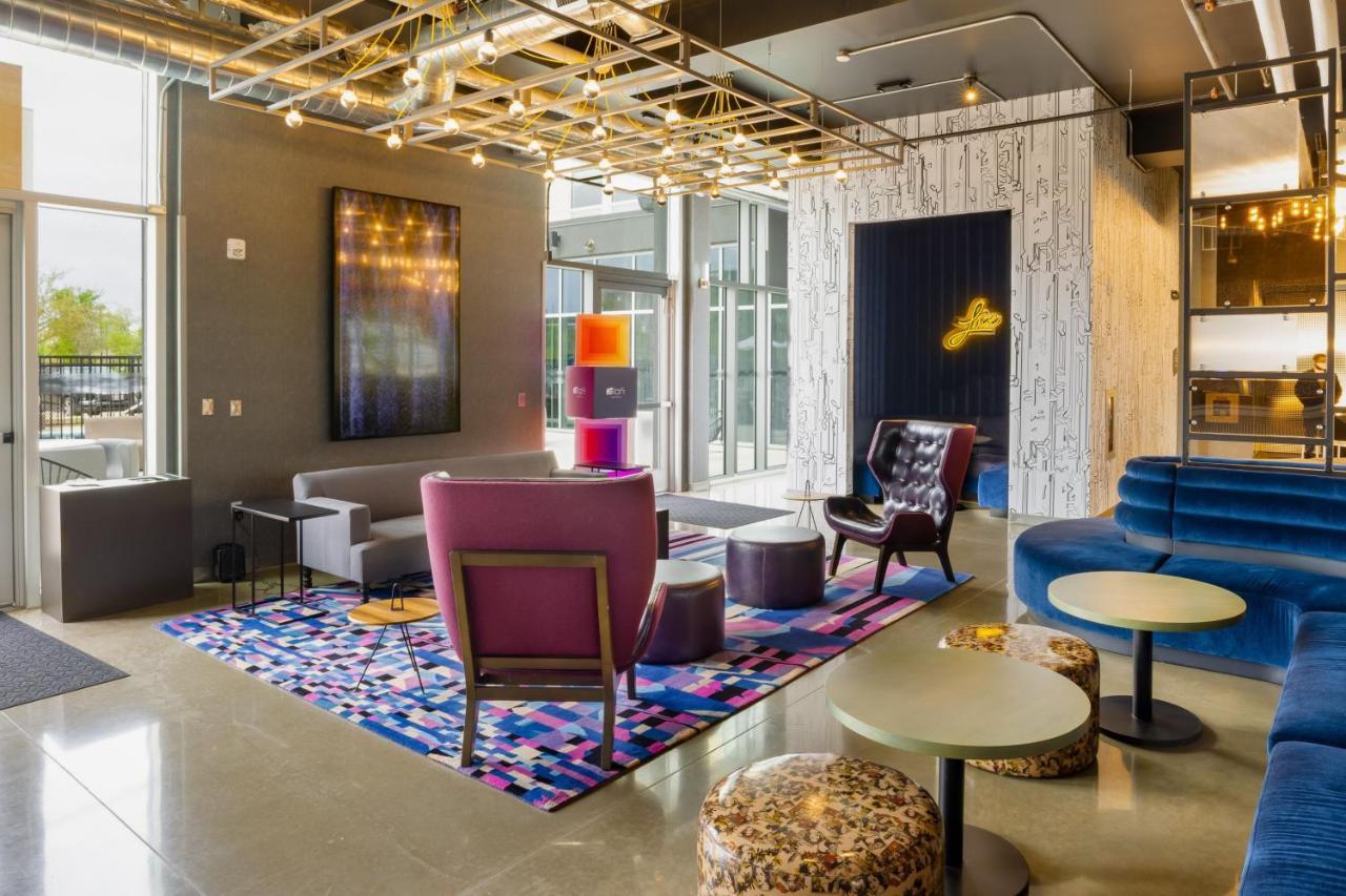 Aloft Austin Airport Hotel Exterior photo